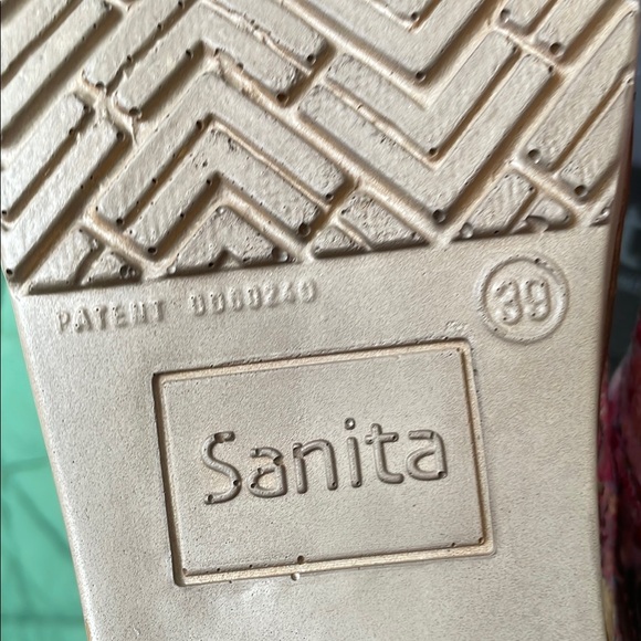 Sanita Women's Vibrant Floral Clogs - Pink and Multicolor - Picture 7 of 7